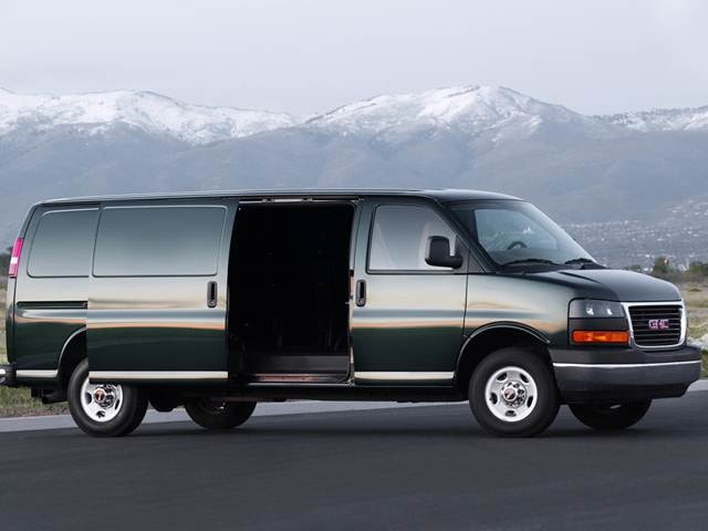 2011 fashion gmc savana cargo van